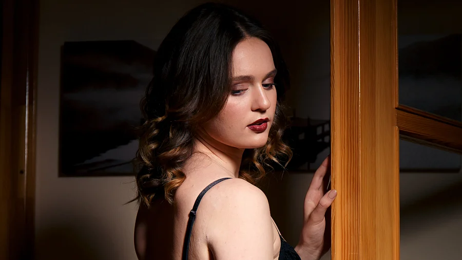Doorway Framed Sensual Portraits With Adriana Zet In Leather
