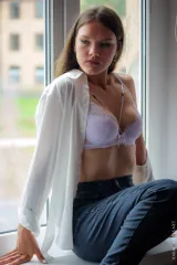 Where the Blouse Slips Open for Polina Ella Preview picture 6