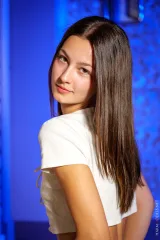 Moments Beneath the Hem with Anna Valez Preview picture 6