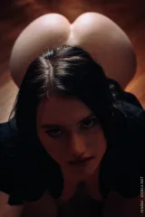 From Mirror to Floor with Emma Halo Preview picture 6