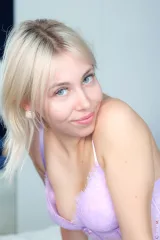 Soft Lavender Morning with Nico Mendoza Preview picture 3