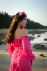 A Pink Horizon with Gabby Bella Preview picture 1