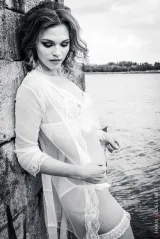 Mia Luna Steps of Desire Preview picture 1