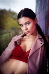 Graffiti Elegance with Mia Mayfair Preview picture 6