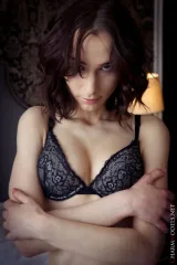 Bedroom Play in Black with Poppy Preview picture 4