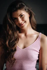 Curves and Confidence by Sascha Preview picture 2