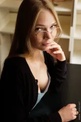 Luise Wixx Undresses the Quiet Office Mood Preview picture 1