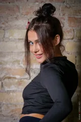 Francheska Unzips the Silence in Soft Layers Preview picture 4