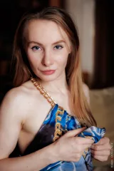 Vi Ezra Plays in Silk and Secrets Preview picture 6