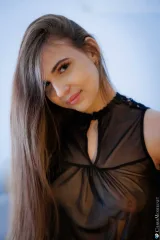 Adelina Syrena Wanted To Feel The Heat Preview picture 3