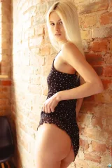 Amelia Flava Slowly Reveals Herself In Golden Sunlight Preview picture 5