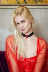 Lady in Scarlet, Amelia Flava’s Contoured Elegance Preview picture 4