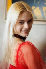 Lady in Scarlet, Amelia Flava’s Contoured Elegance Preview picture 6